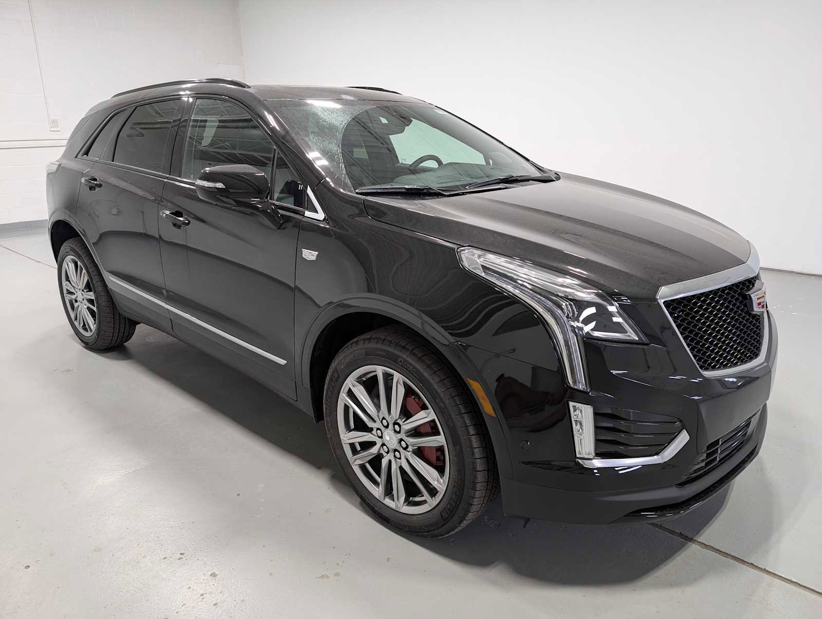 New 2026 Cadillac XT5 Sportv AWD/4WD image 6