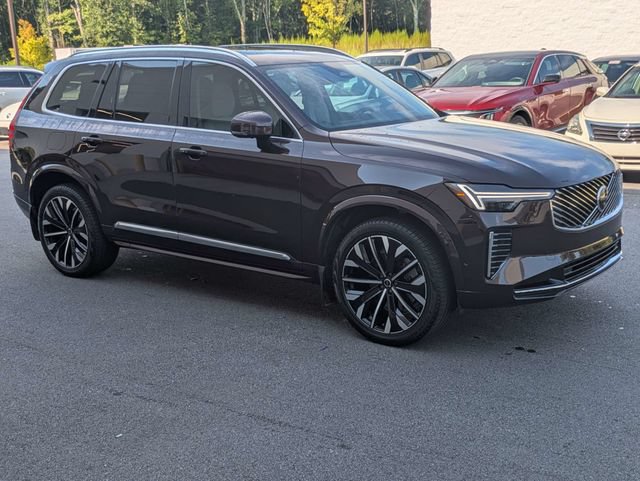 Used 2025 Volvo XC90 B6 Ultra w/ Protection Package AWD/4WD image 2