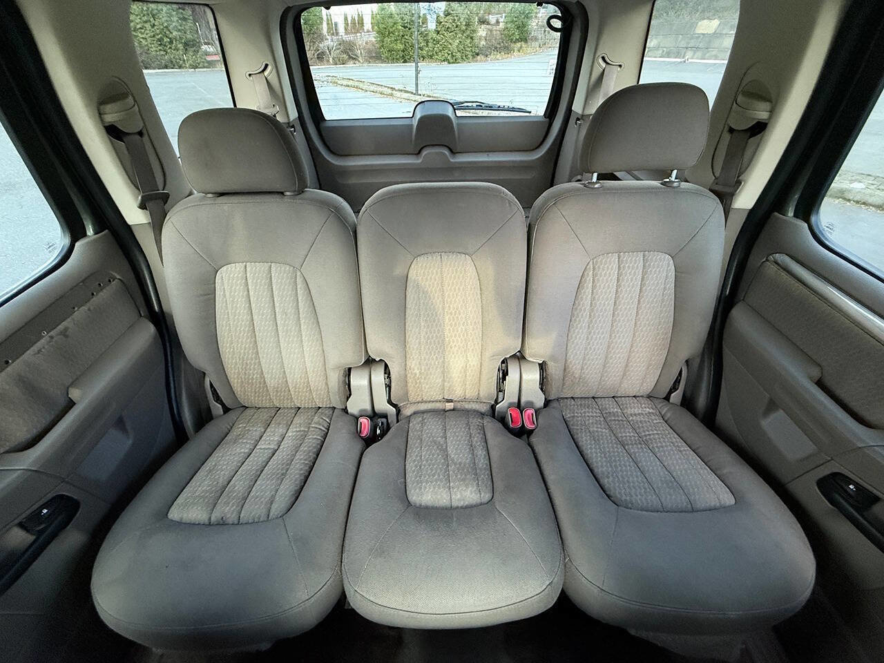 Used 2002 Mercury Mountaineer AWD image 23