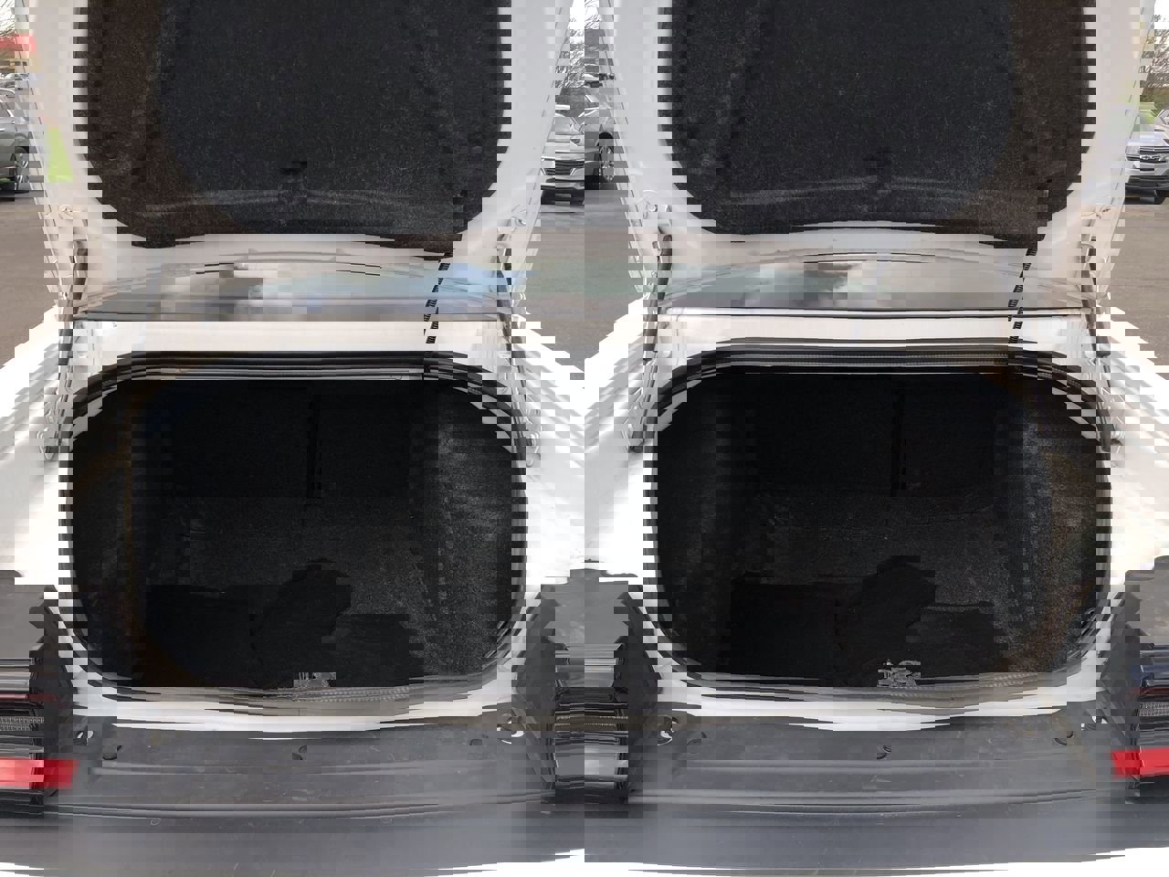 Used 2021 Dodge Challenger SXT w/ Blacktop Package image 17