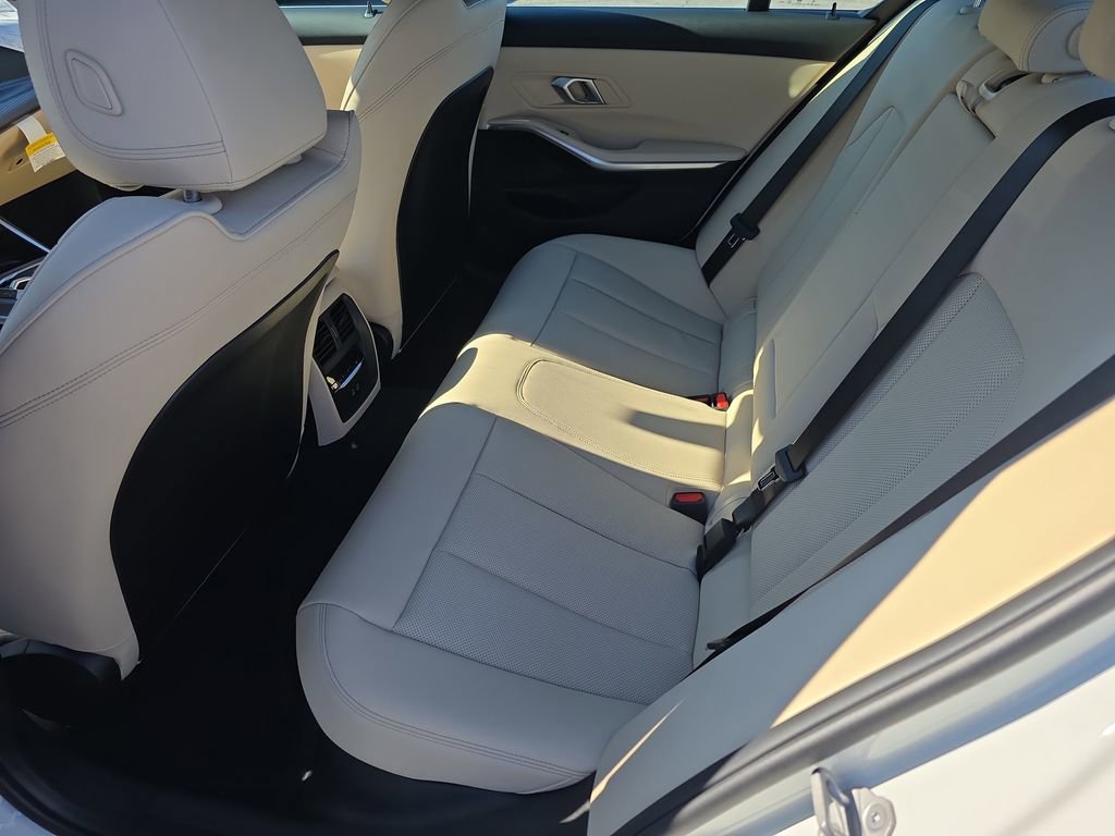New 2026 BMW 330i xDrive Sedan w/ Premium Package image 10