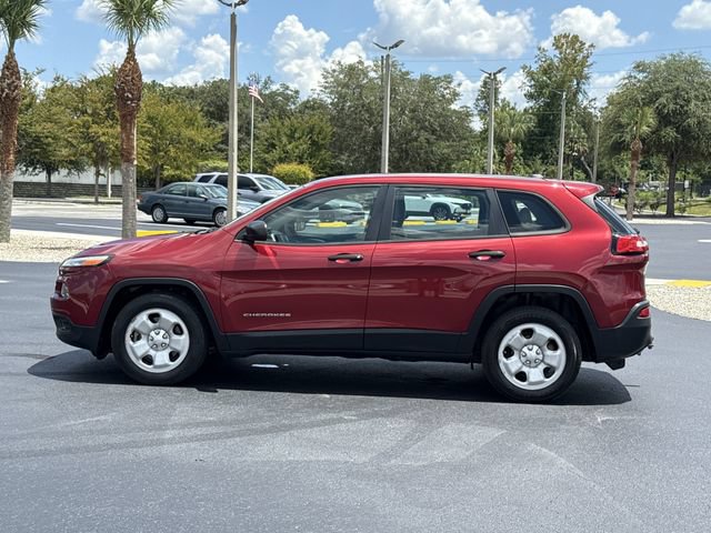 Used 2015 Jeep Cherokee Sport FWD image 11