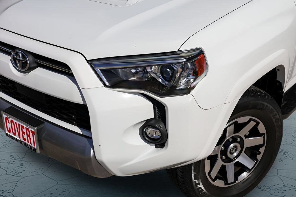 Used 2021 Toyota 4Runner TRD Off-Road AWD/4WD image 3