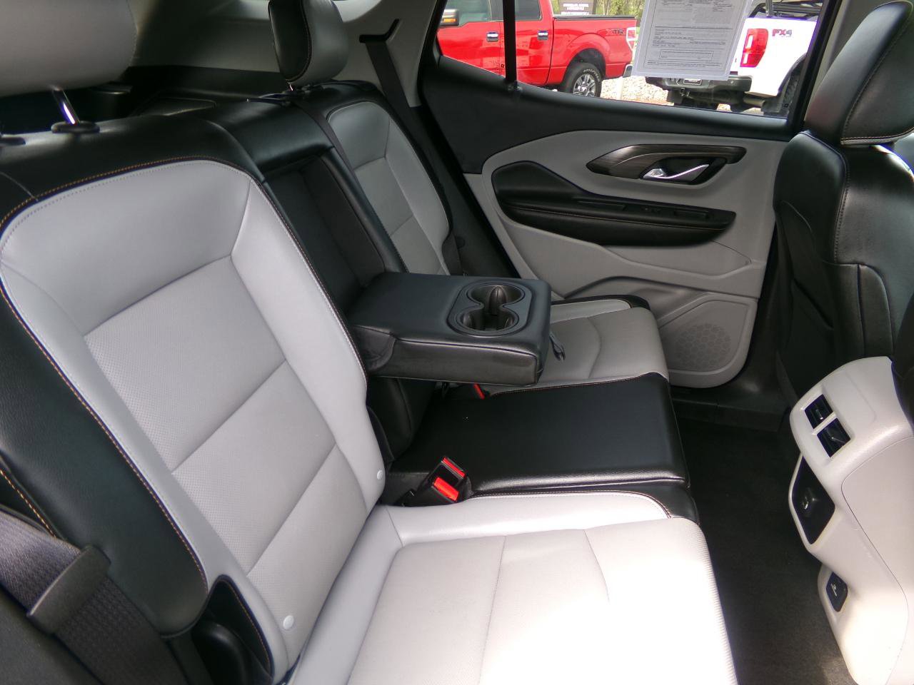 Used 2018 GMC Terrain SLT AWD/4WD image 38