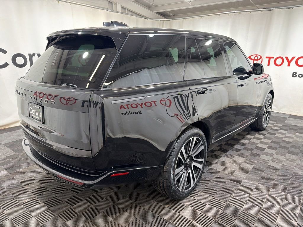Used 2025 Land Rover Range Rover Autobiography AWD/4WD image 8