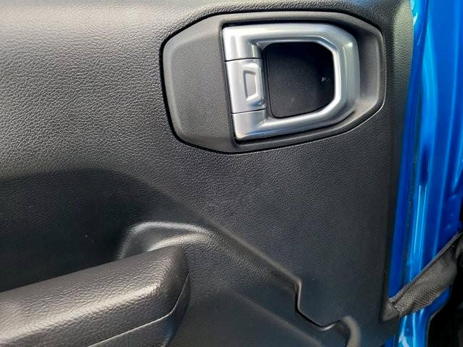 Used 2024 Jeep Wrangler Unlimited Sport AWD/4WD image 10