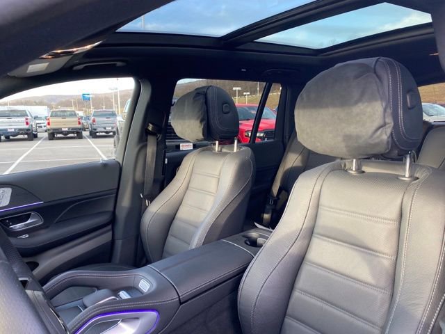 Used 2025 Mercedes-Benz GLS 580 4MATIC image 14