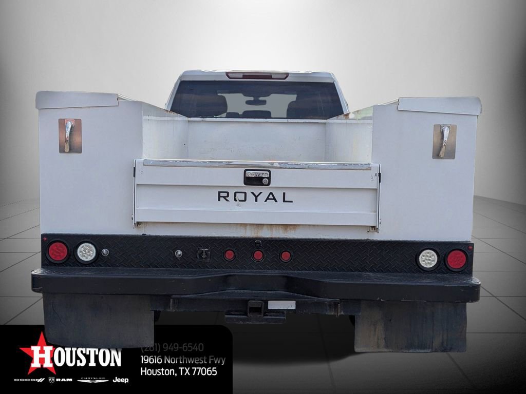 Used 2022 Chevrolet Silverado 3500 W/T w/ WT Convenience Package image 4