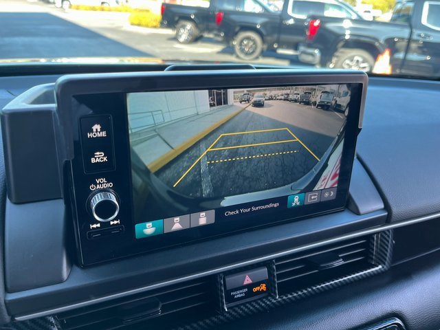 Used 2025 Honda Pilot Touring image 24