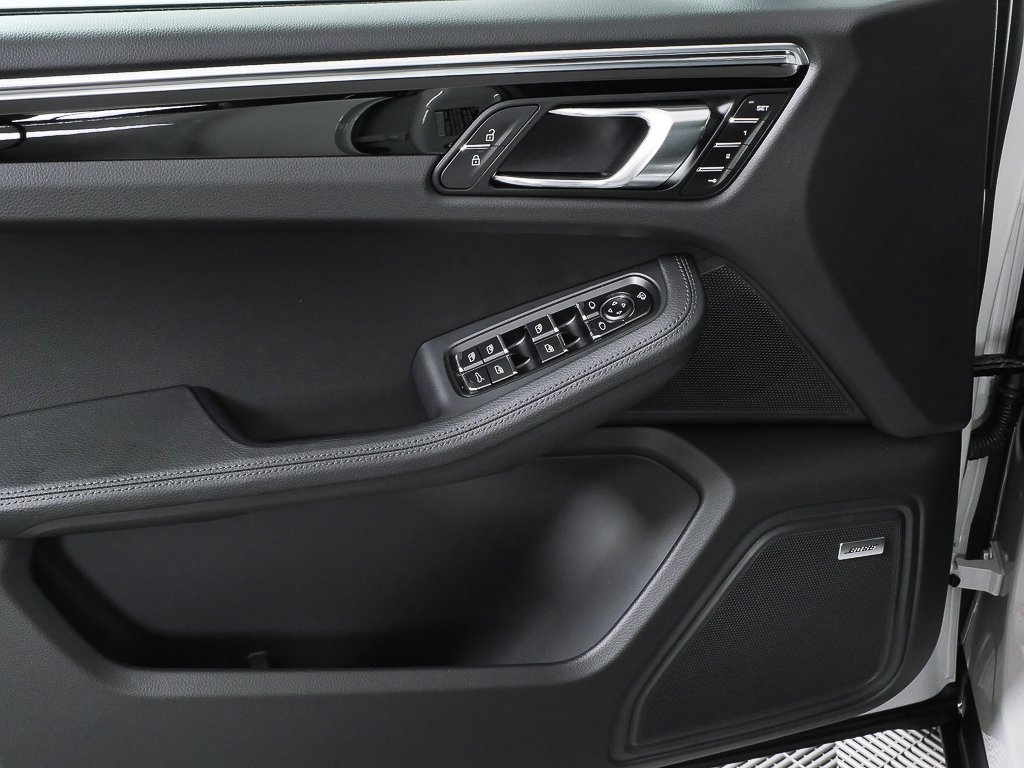 New 2026 Porsche Macan S image 6