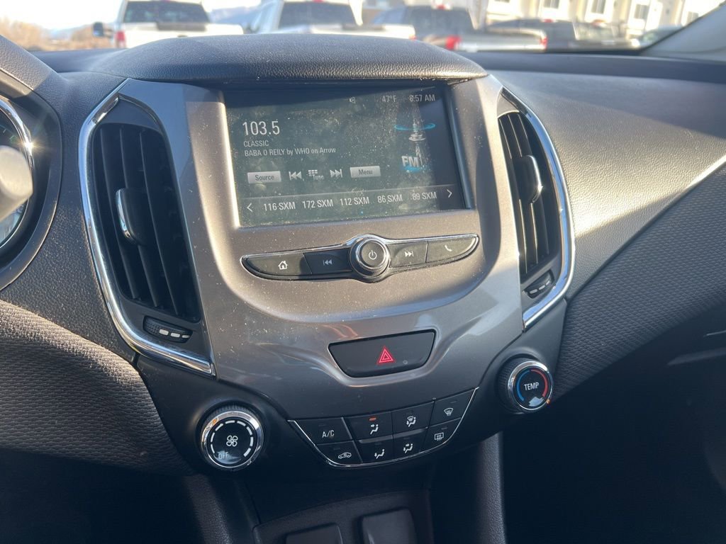 Used 2017 Chevrolet Cruze LT image 25