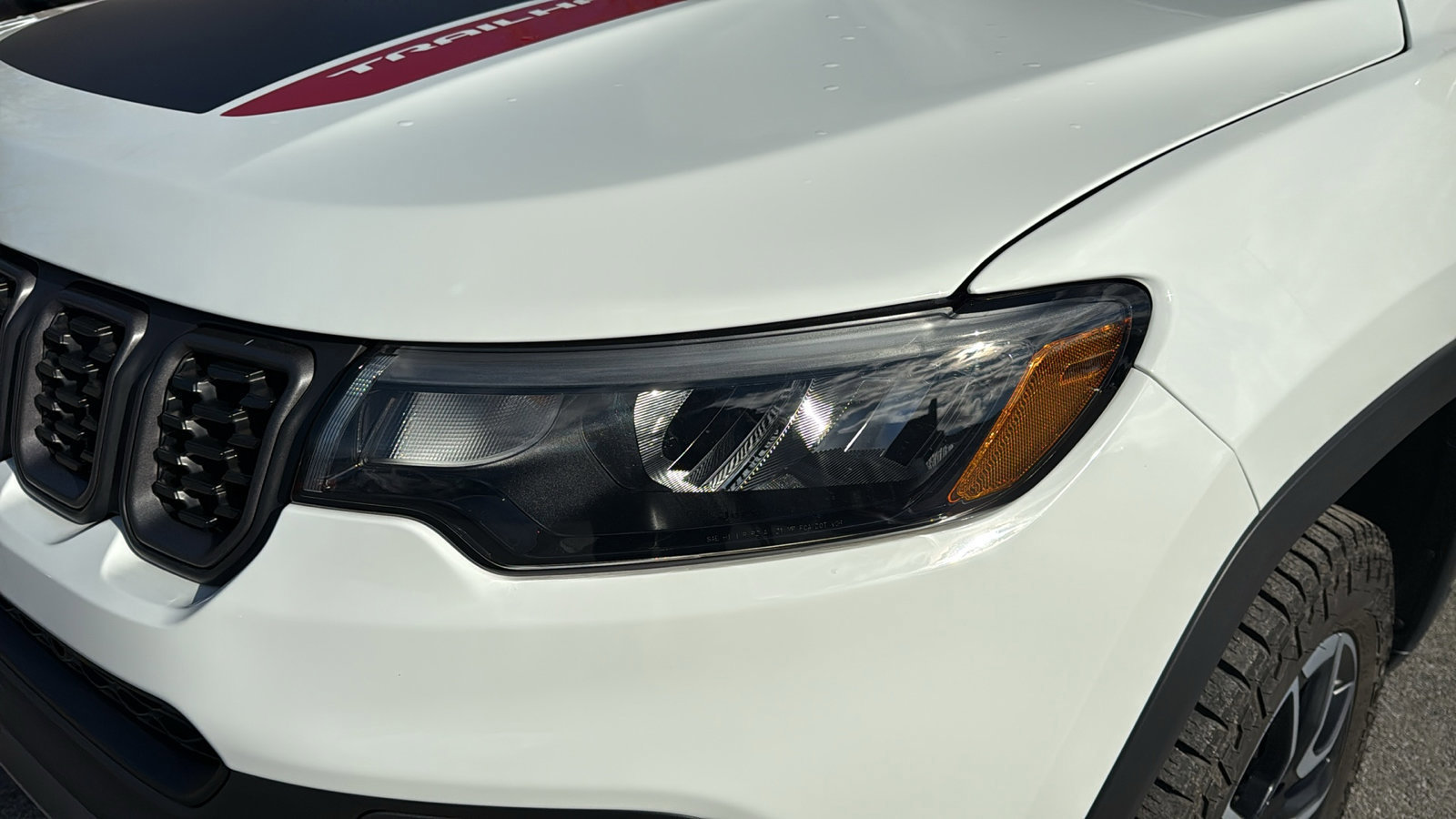 Certified 2024 Jeep Compass Trailhawk image 9