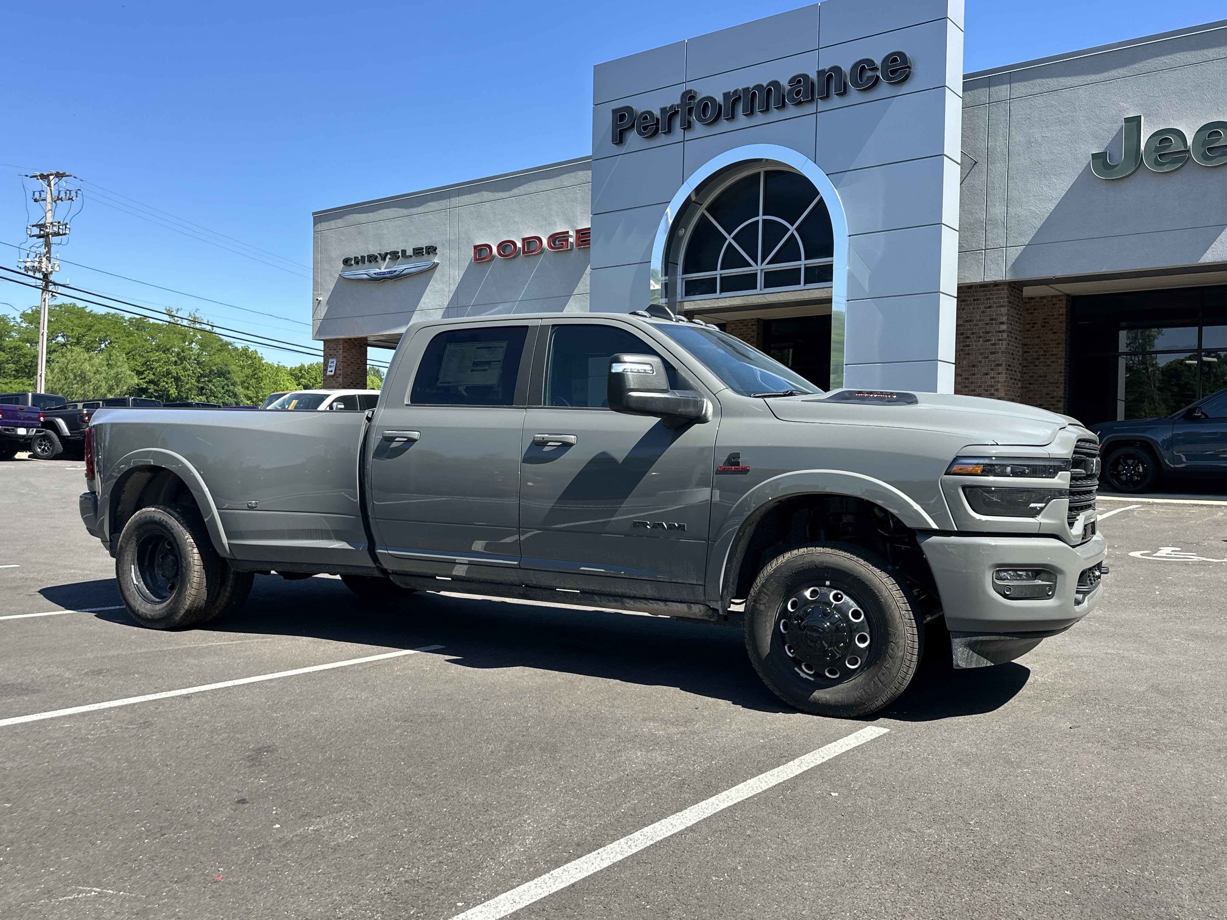 New 2026 RAM 3500 Limited AWD/4WD image 24