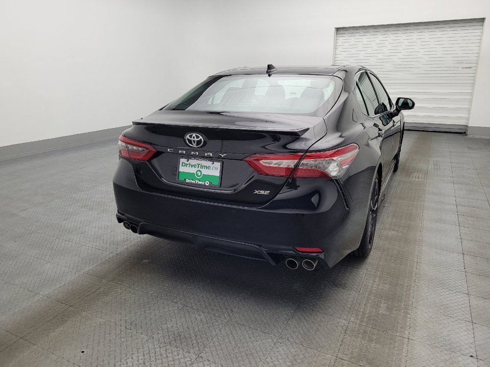 Used 2018 Toyota Camry XSE image 7
