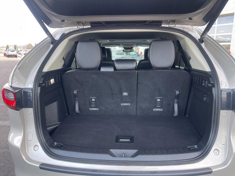 Used 2025 MAZDA CX-90 3.3 Turbo w/ Preferred Package image 19
