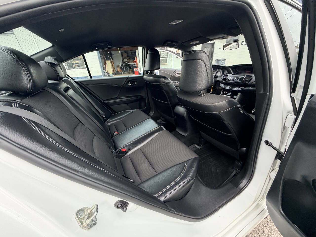 Used 2017 Honda Accord Sport image 51
