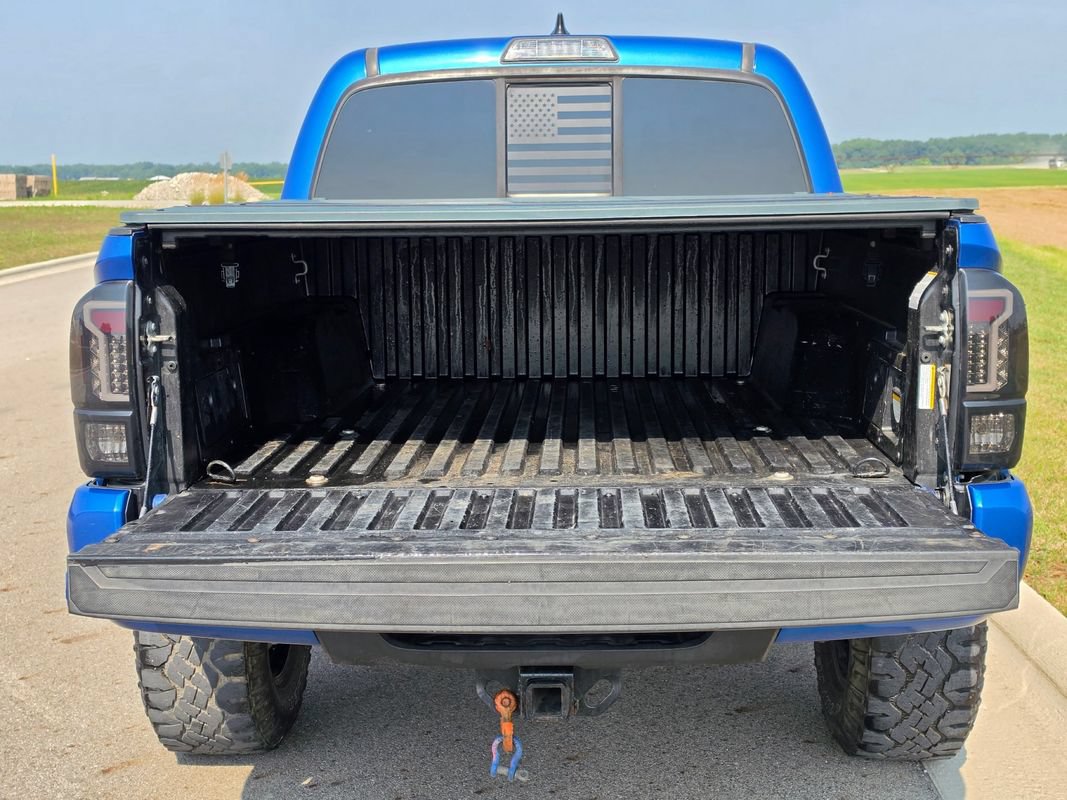 Used 2016 Toyota Tacoma TRD Sport w/ Towing Package AWD/4WD image 8