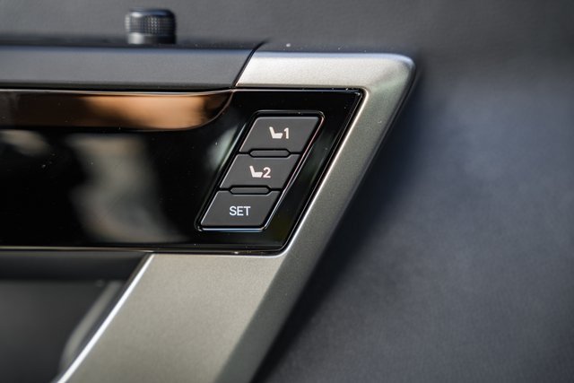 New 2026 Toyota Tundra Limited AWD/4WD image 35