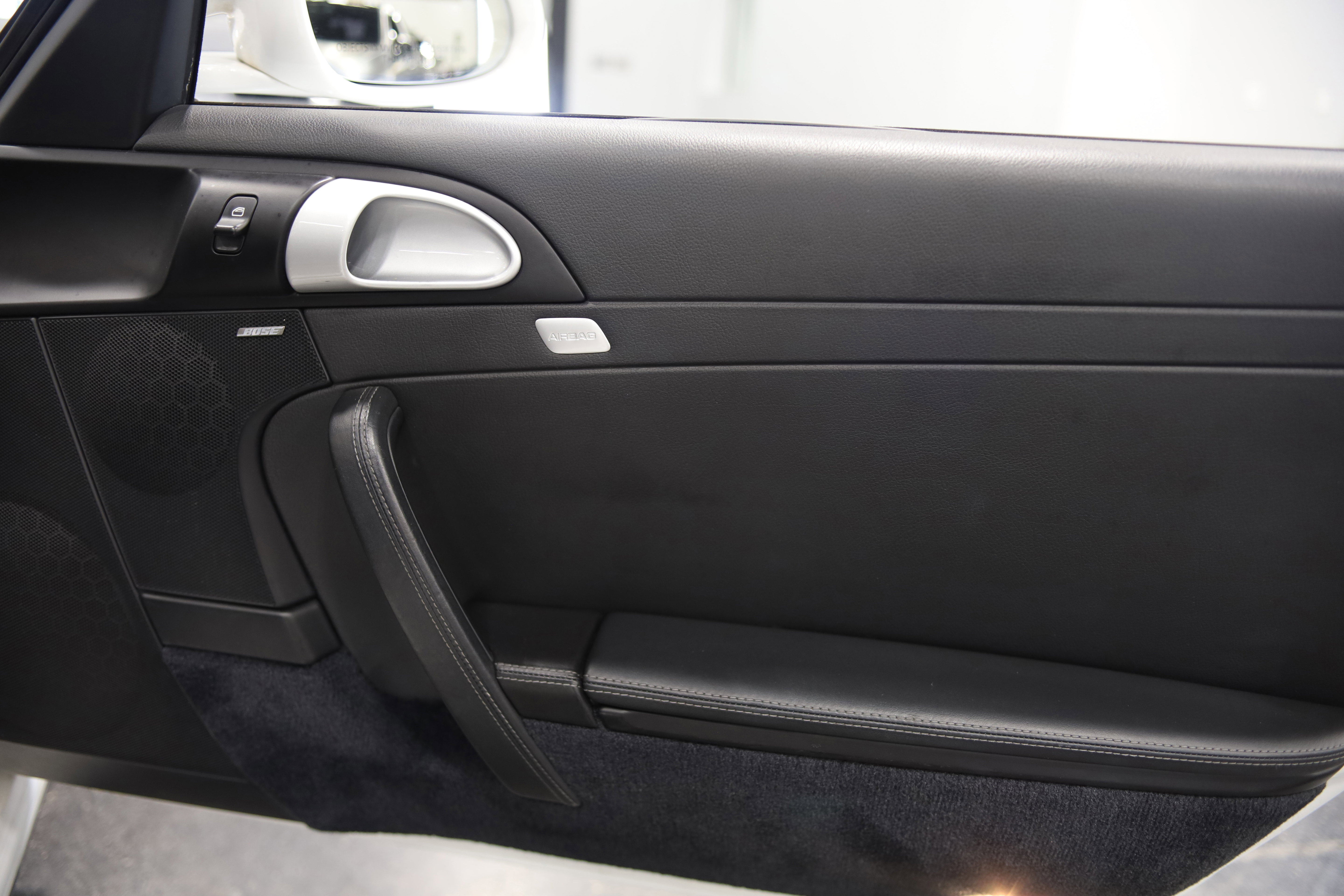 Used 2010 Porsche 911 Carrera 4S image 36