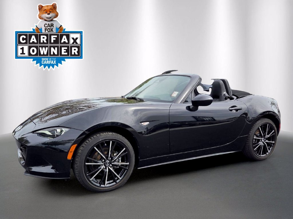 Used 2024 MAZDA MX-5 Miata Grand Touring RWD image 2