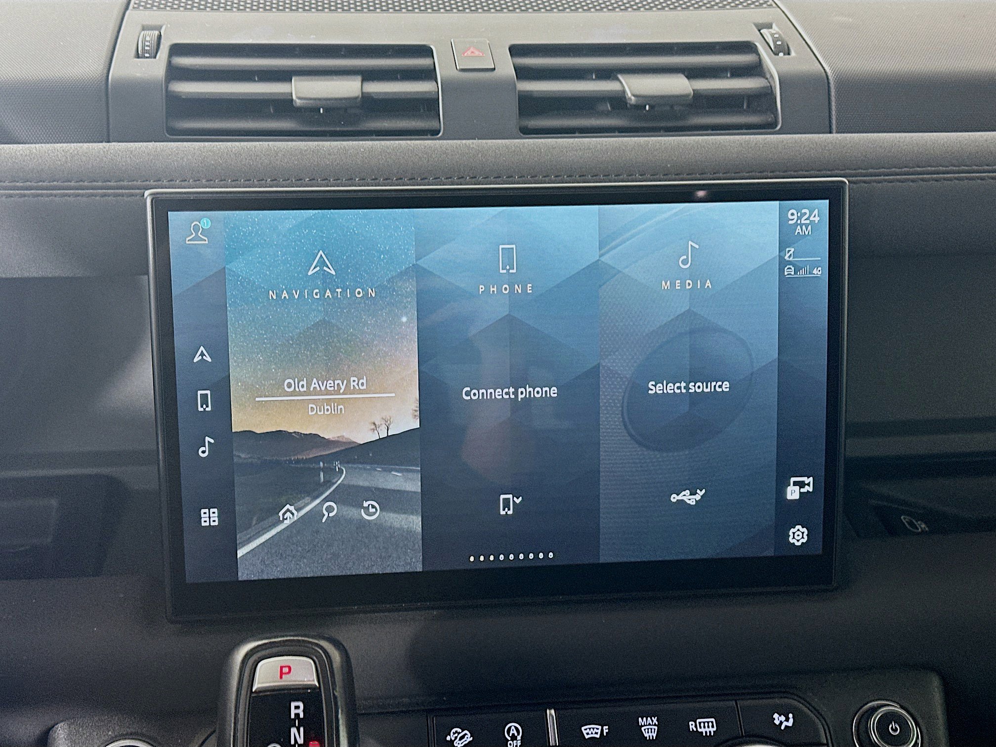 Used 2022 Land Rover Defender 110 X-Dynamic SE image 23