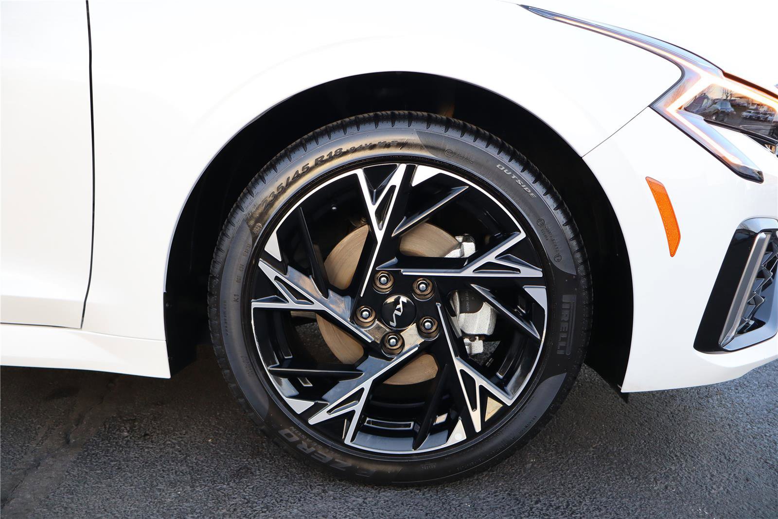 Used 2025 Kia K5 GT-Line w/ GT-Line Premium Package image 11