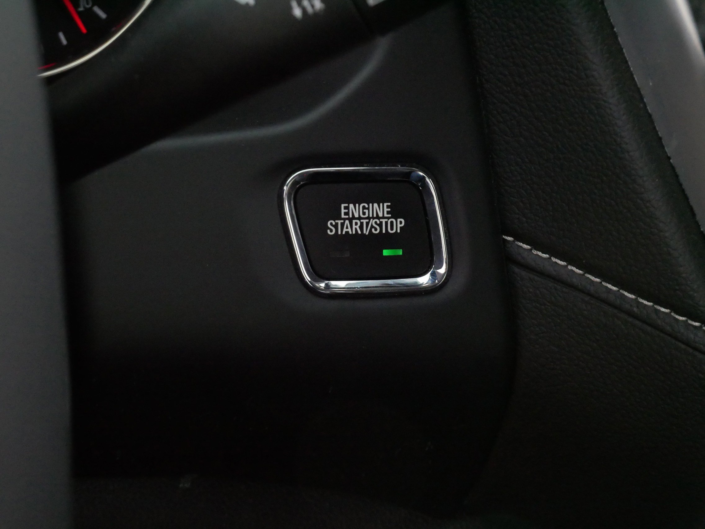 Used 2023 GMC Acadia SLT w/ Elevation Edition image 29