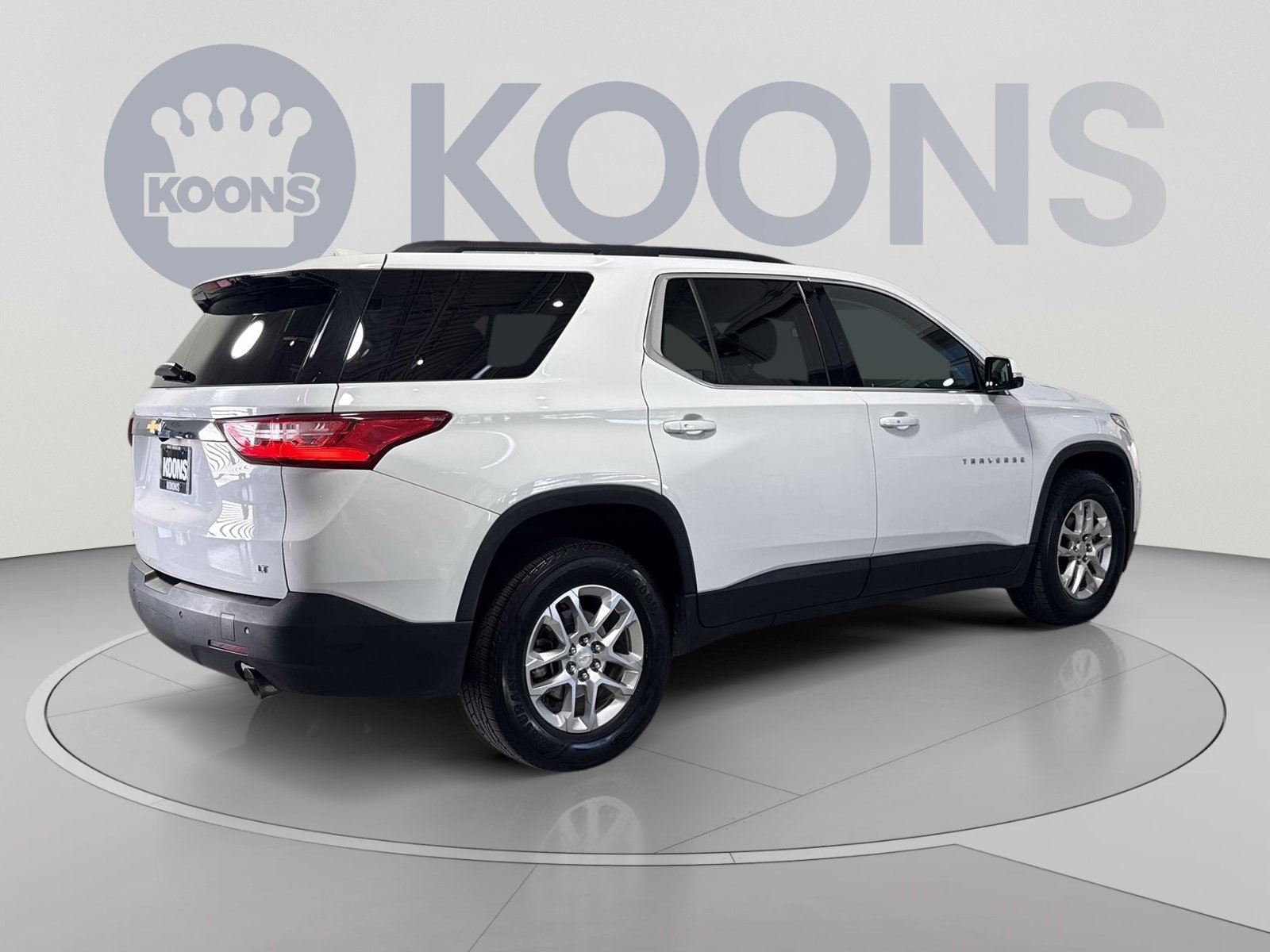 Used 2019 Chevrolet Traverse LT FWD image 11