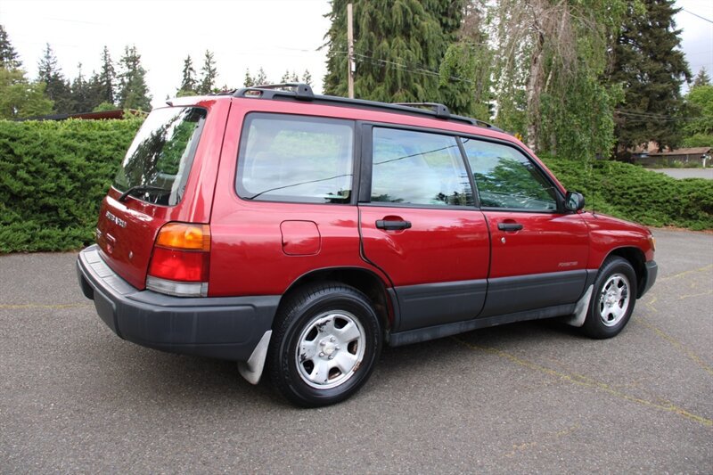 Used 1998 Subaru Forester L AWD/4WD image 3