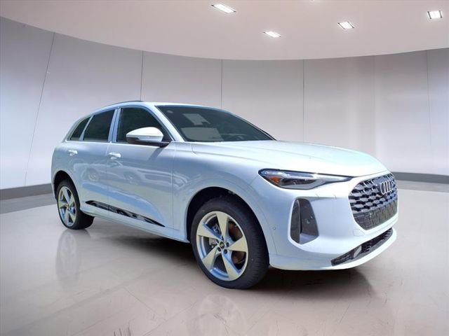 New 2025 Audi Q5 Premium Plus