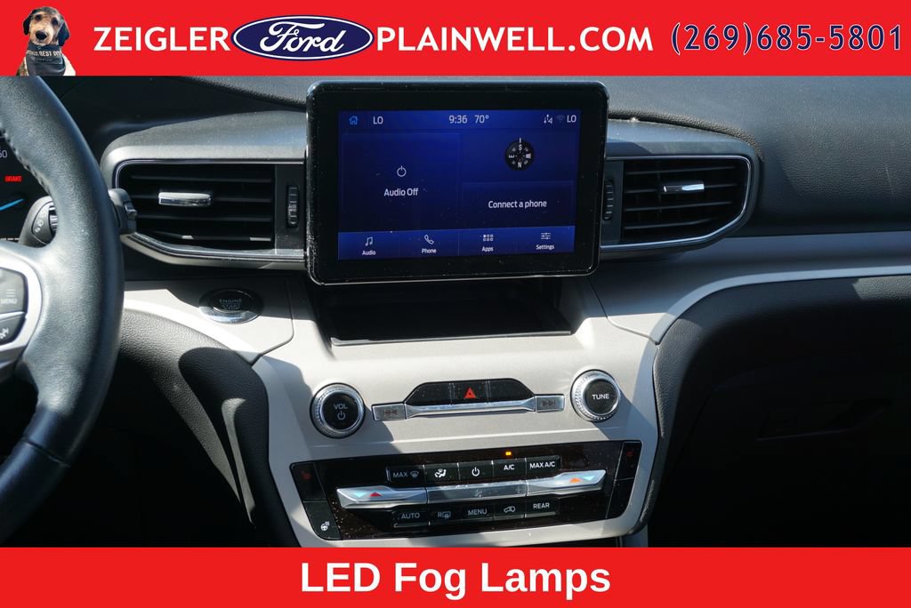 Used 2023 Ford Explorer XLT w/ Equipment Group 202A AWD/4WD image 16