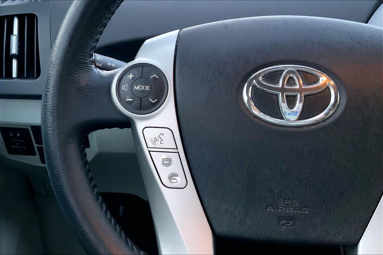 Used 2015 Toyota Prius Four FWD image 22