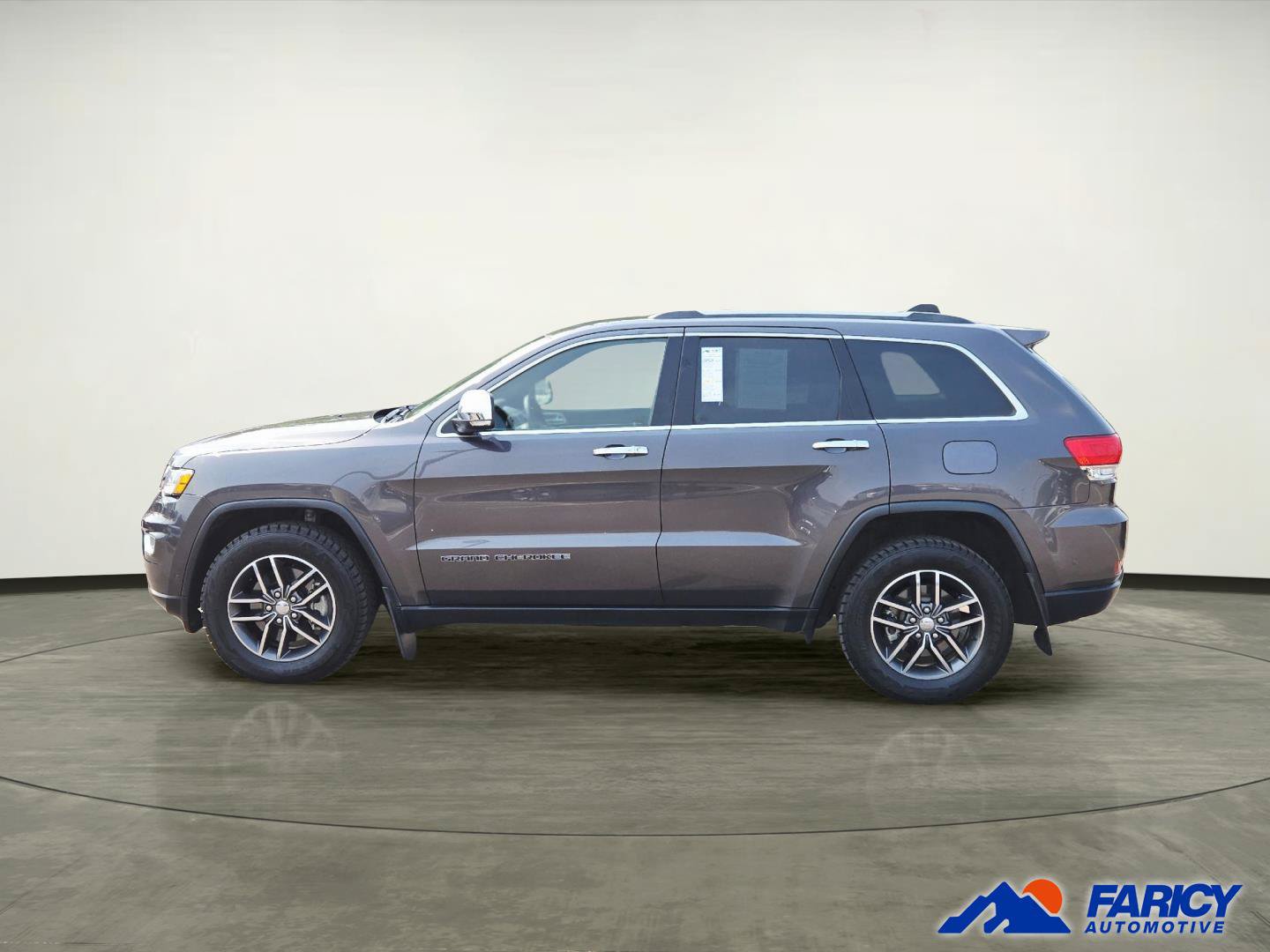 Used 2018 Jeep Grand Cherokee Limited AWD/4WD image 3