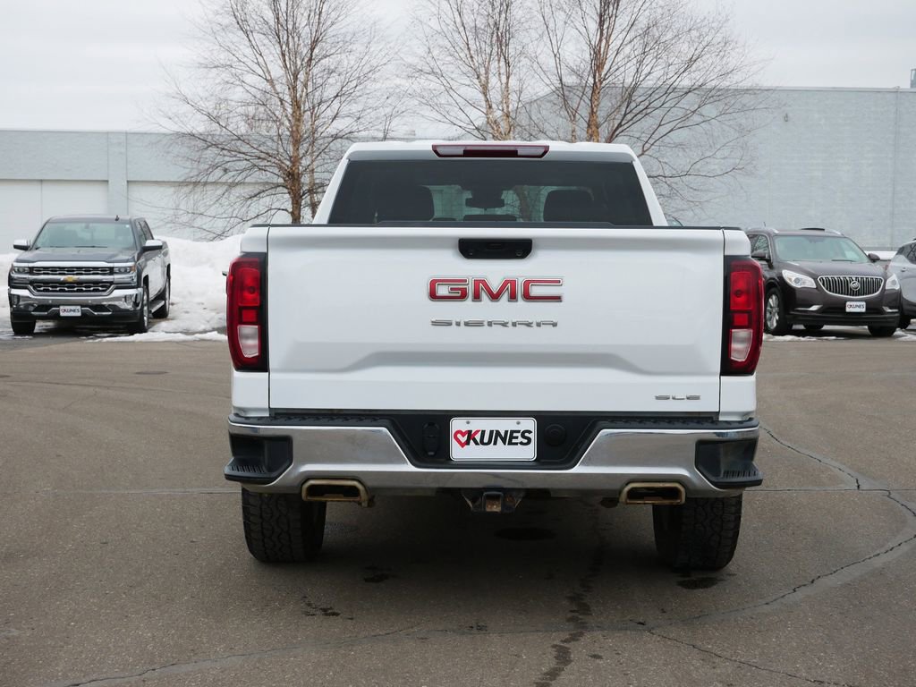 Used 2023 GMC Sierra 1500 SLE AWD/4WD image 9