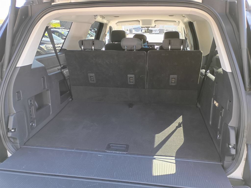 Used 2025 Ford Expedition Max Active RWD image 4
