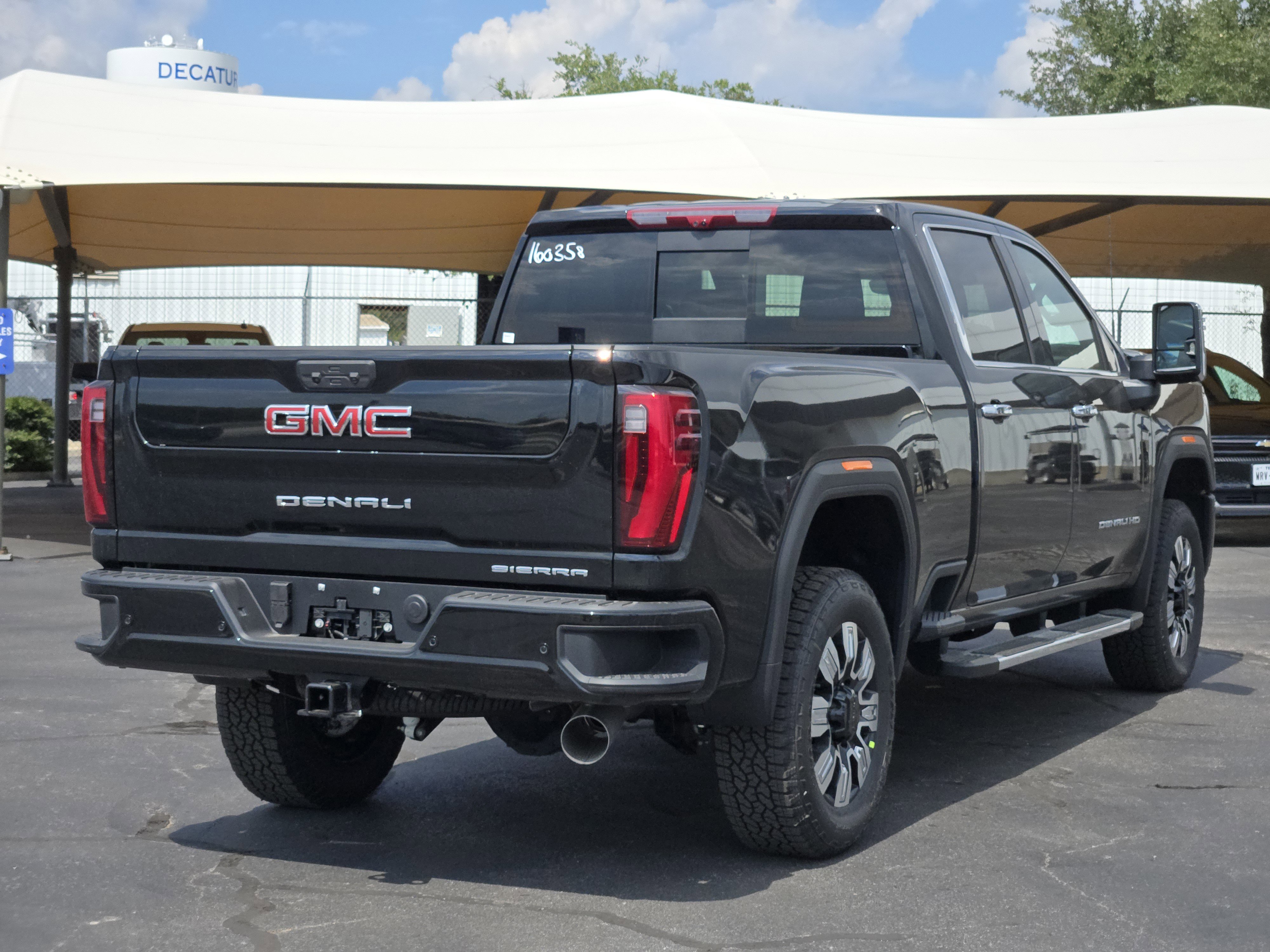 New 2026 GMC Sierra 2500 Denali w/ Denali Reserve Package image 4