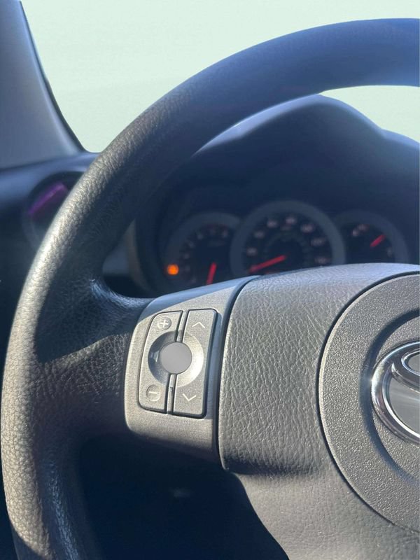 Used 2006 Toyota RAV4 Sport FWD image 25