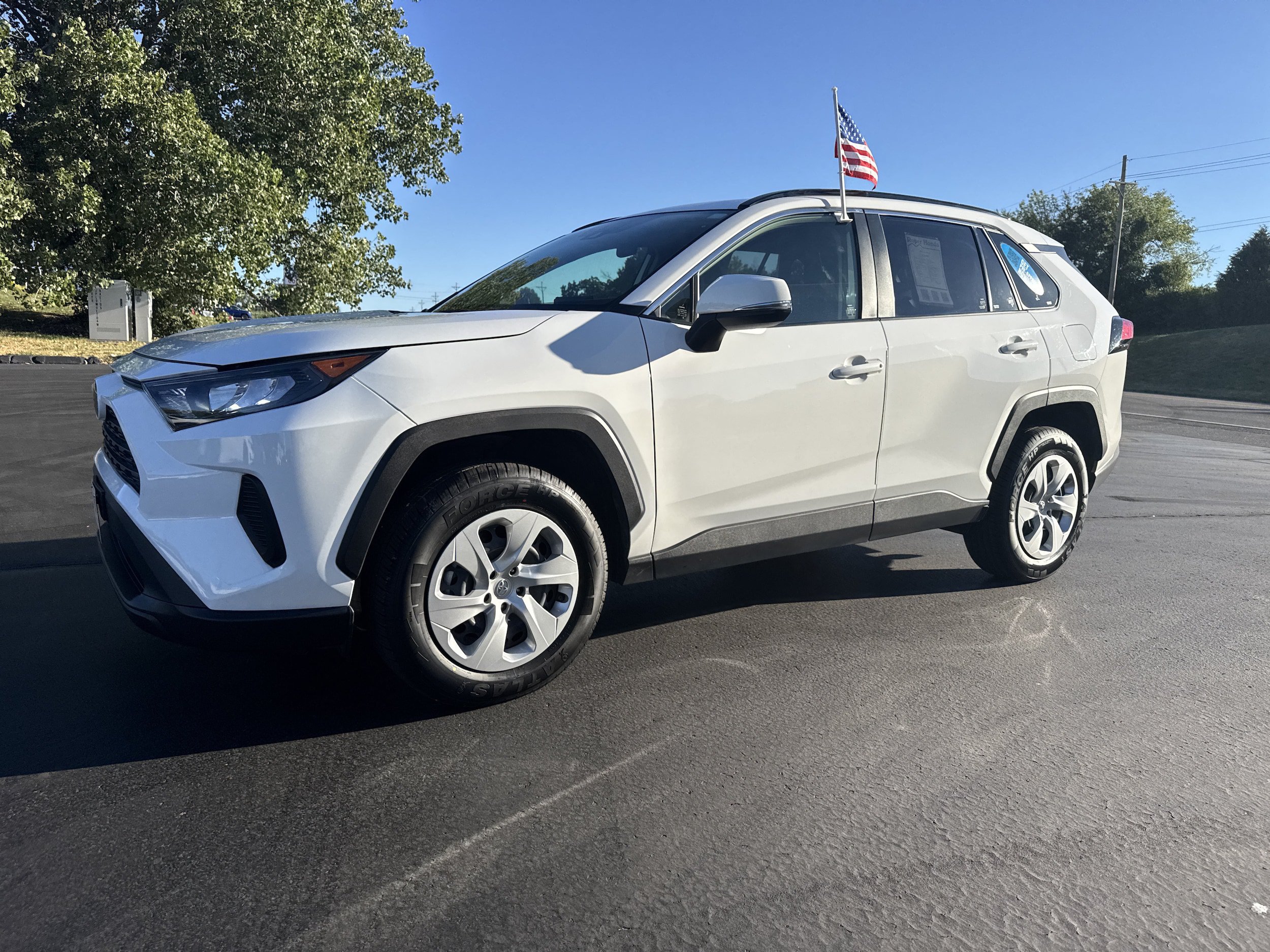 Used 2019 Toyota RAV4 LE w/ All Weather Liner Package AWD/4WD image 2
