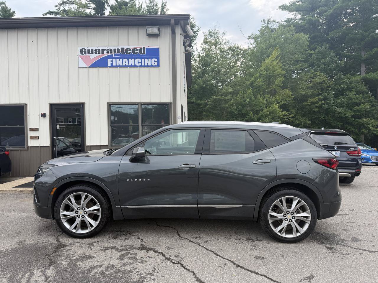 Used 2019 Chevrolet Blazer Premier w/ Sun and Wheels Package AWD/4WD image 7