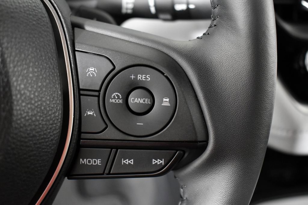 Used 2025 Toyota Corolla XSE image 33