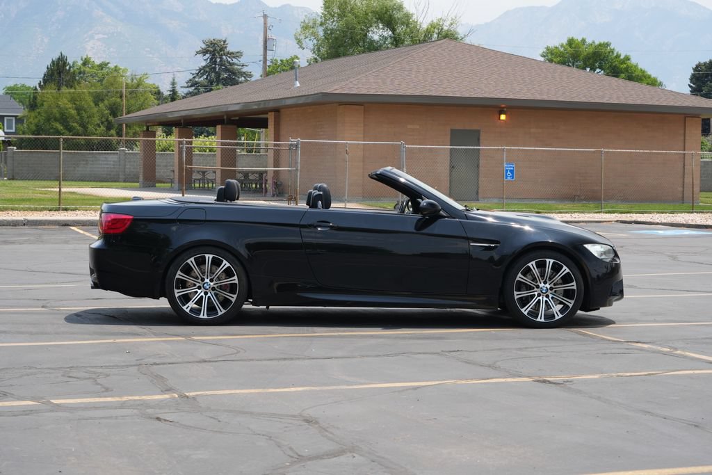 Used 2009 BMW M3 Convertible RWD image 6