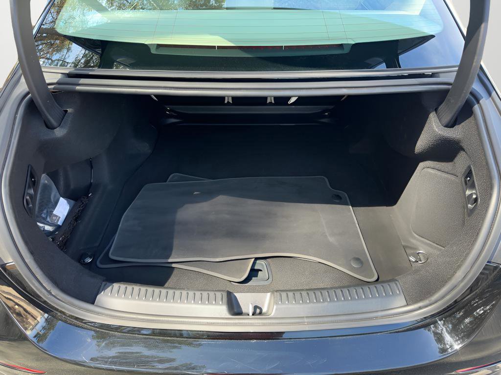 Used 2025 Mercedes-Benz E 350 4MATIC Sedan image 30