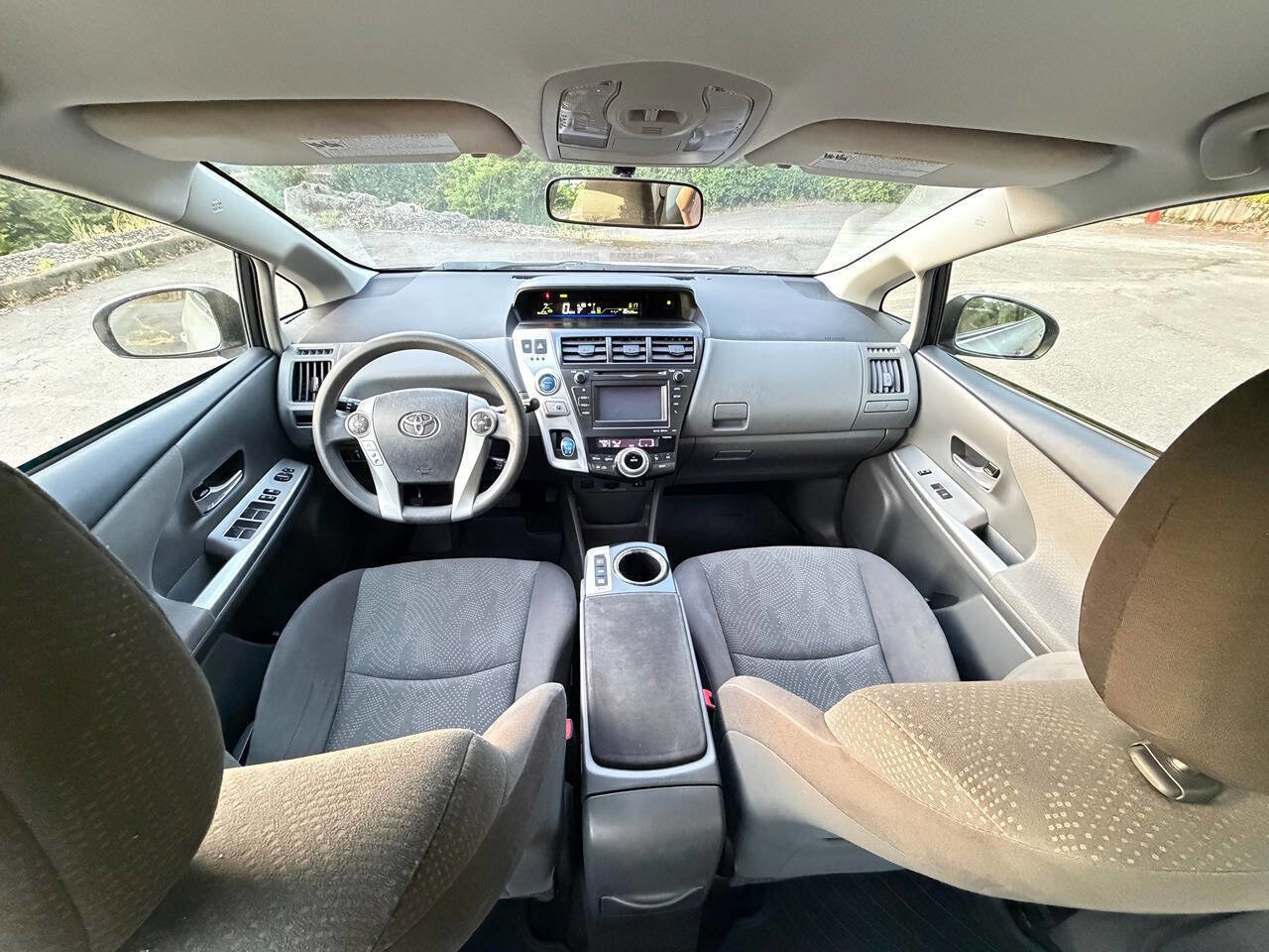 Used 2014 Toyota Prius V Three FWD image 33