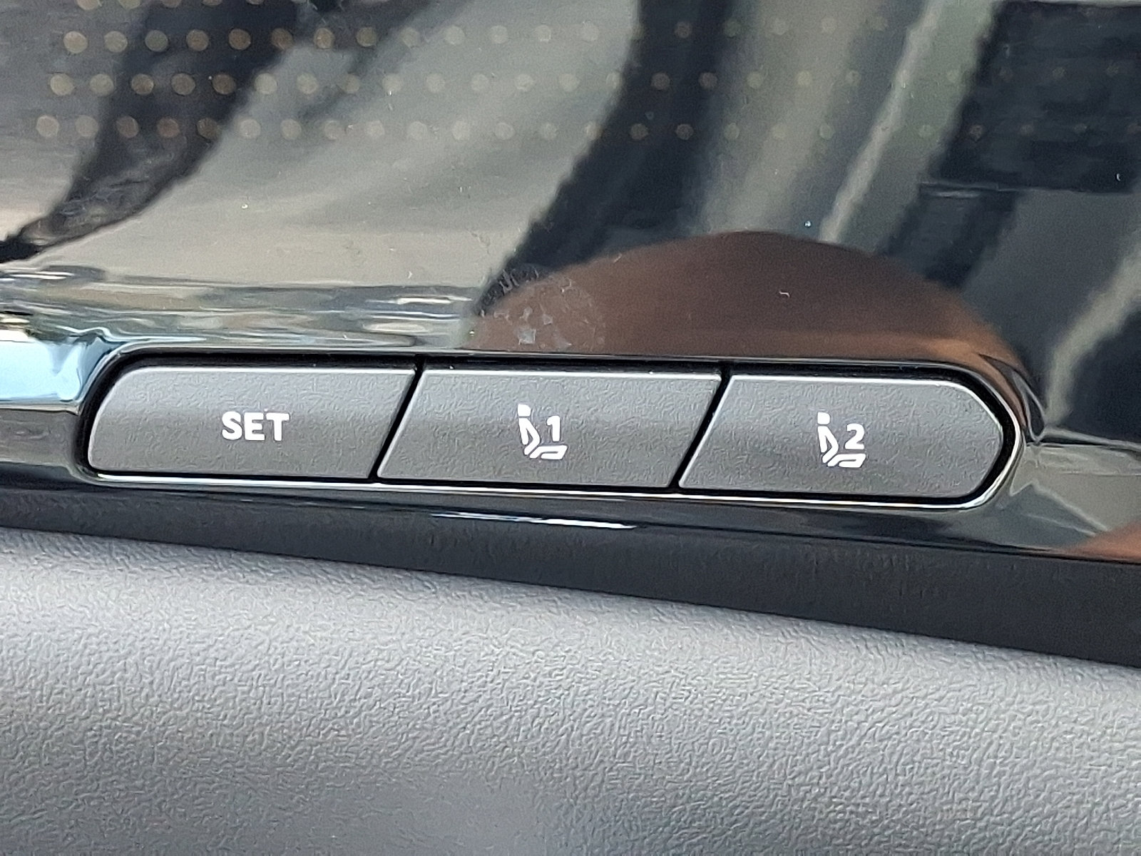 Certified 2026 Kia Carnival SX Prestige FWD image 29