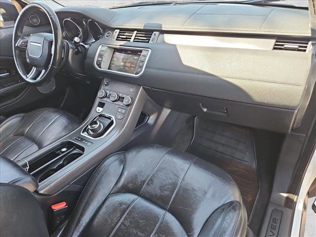 Used 2019 Land Rover Range Rover Evoque SE AWD/4WD image 28