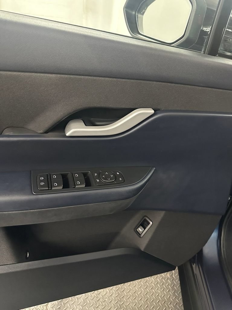 Used 2023 Fisker Ocean One AWD/4WD image 8