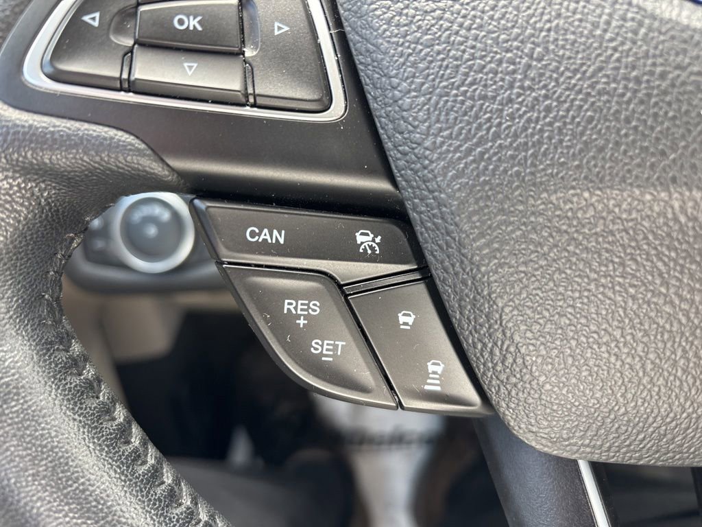 Used 2019 Ford Escape Titanium AWD/4WD image 31