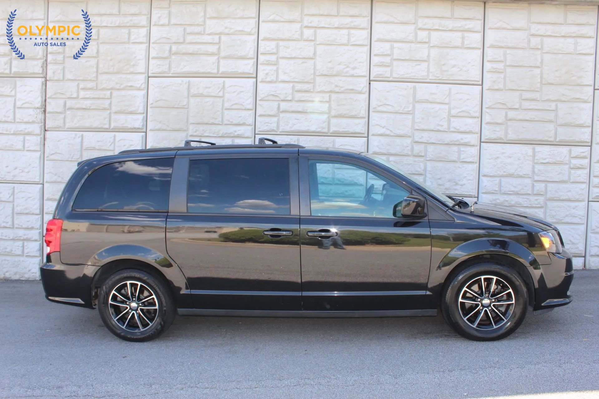 Used 2018 Dodge Grand Caravan GT FWD image 10