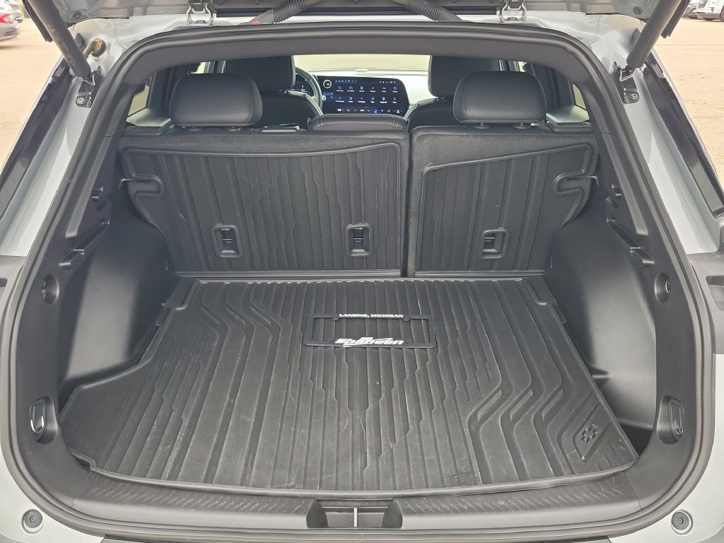 Certified 2024 Chevrolet Equinox EV LT w/ LPO, Trailering Package FWD image 34