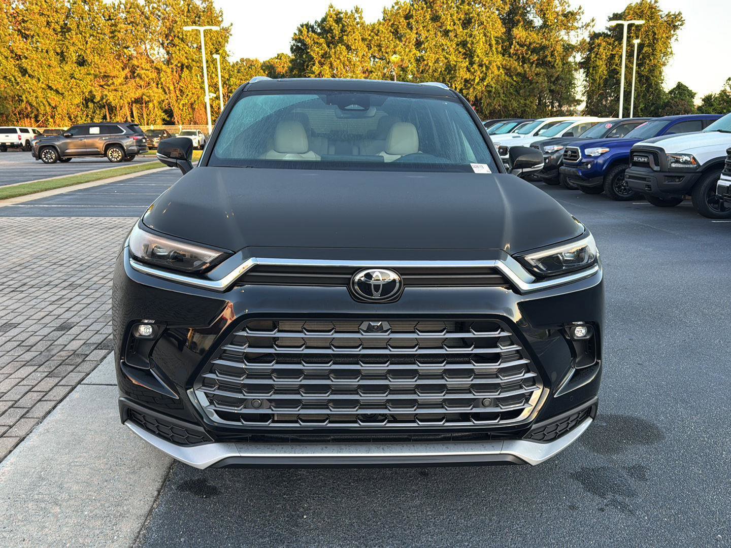 New 2026 Toyota Grand Highlander AWD Hybrid image 7
